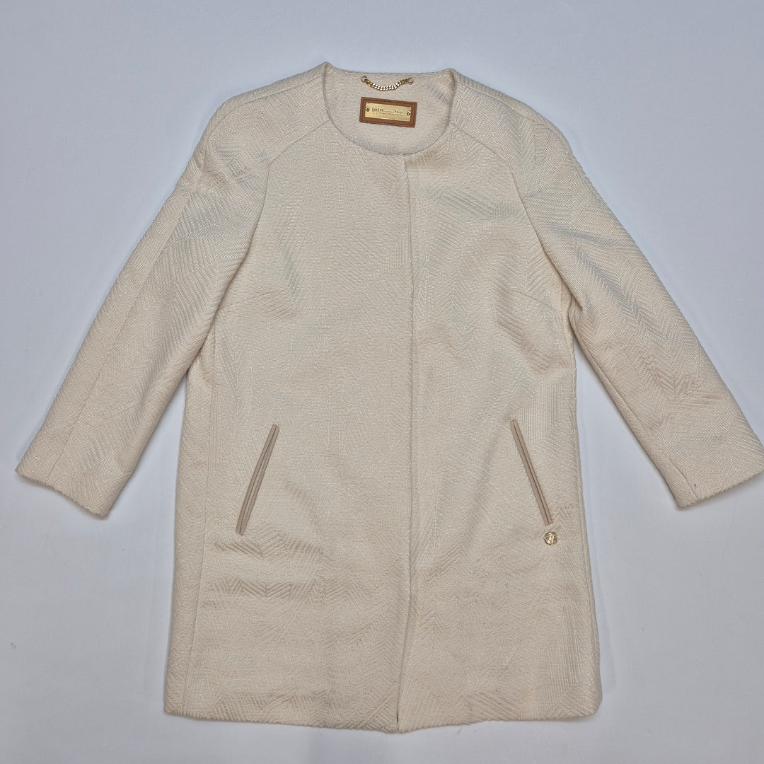 Elegant damjacka ‏	Massimo Dutti i gott skick