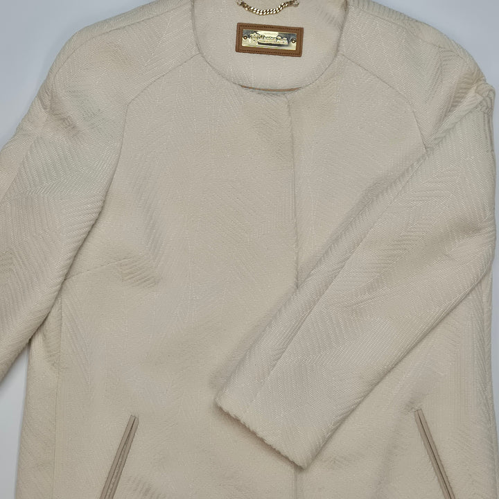 Elegant damjacka ‏	Massimo Dutti i gott skick