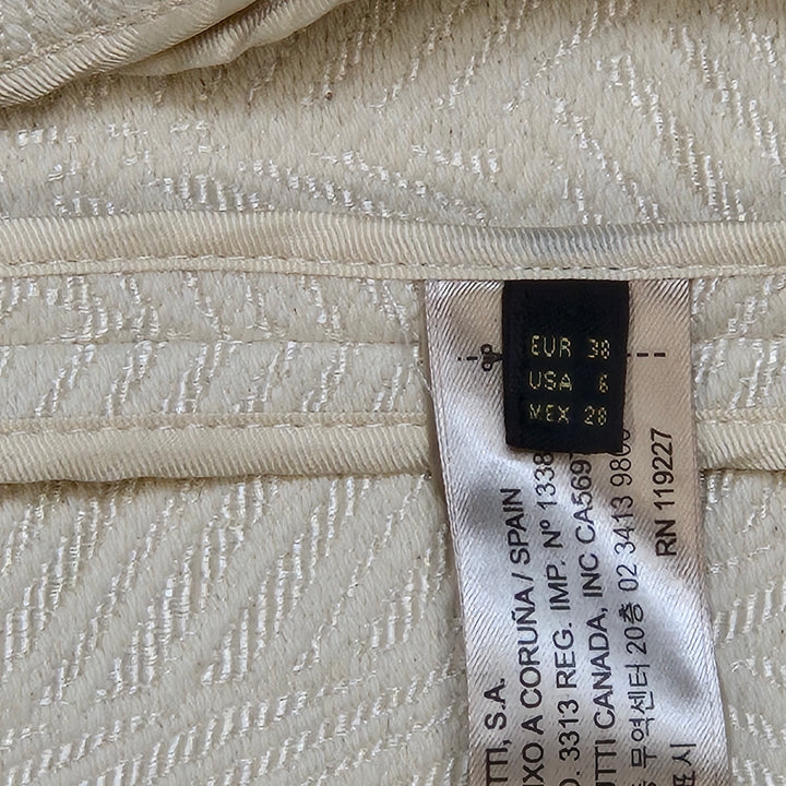 Elegant damjacka ‏	Massimo Dutti i gott skick