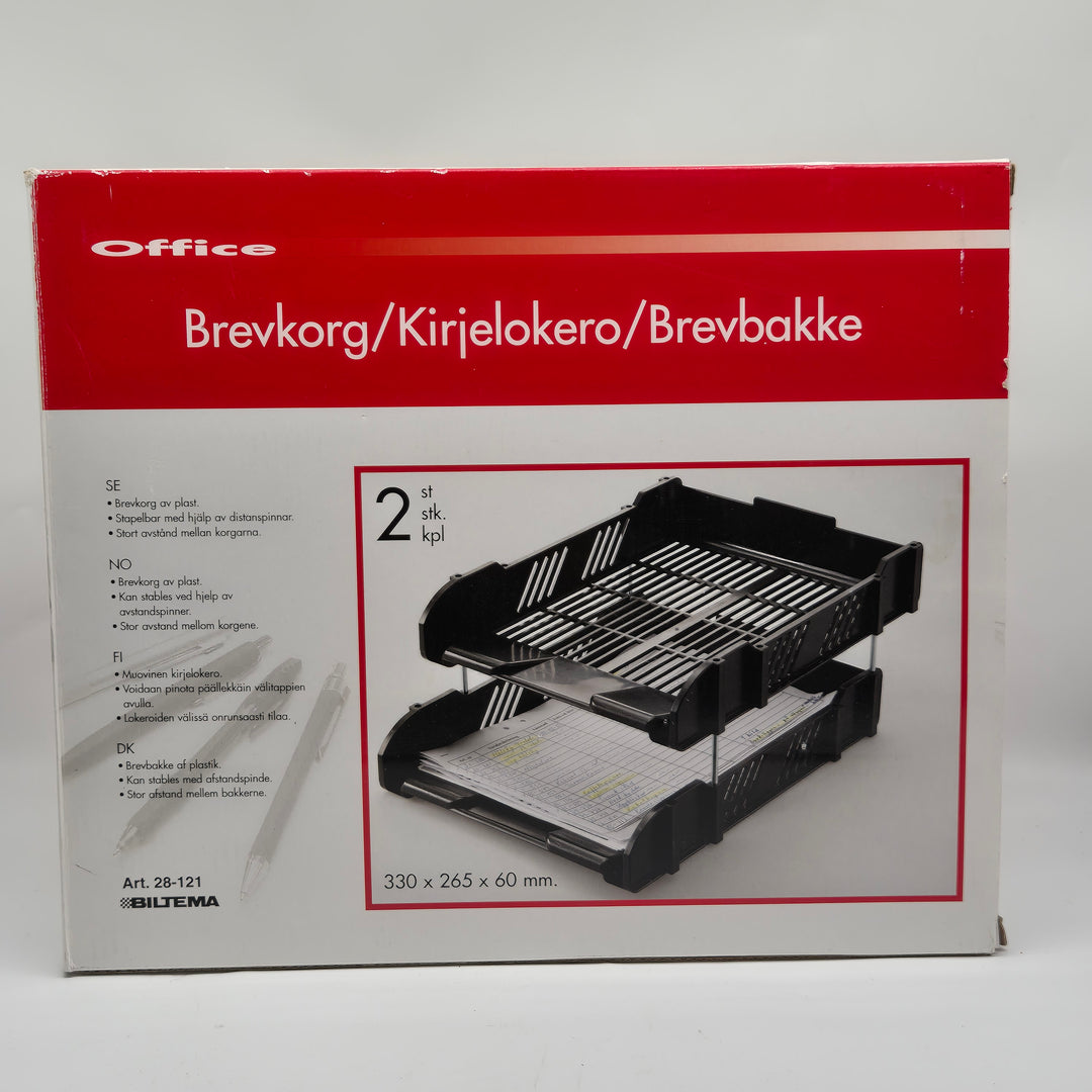 Elegant svart brevkorg från Biltema