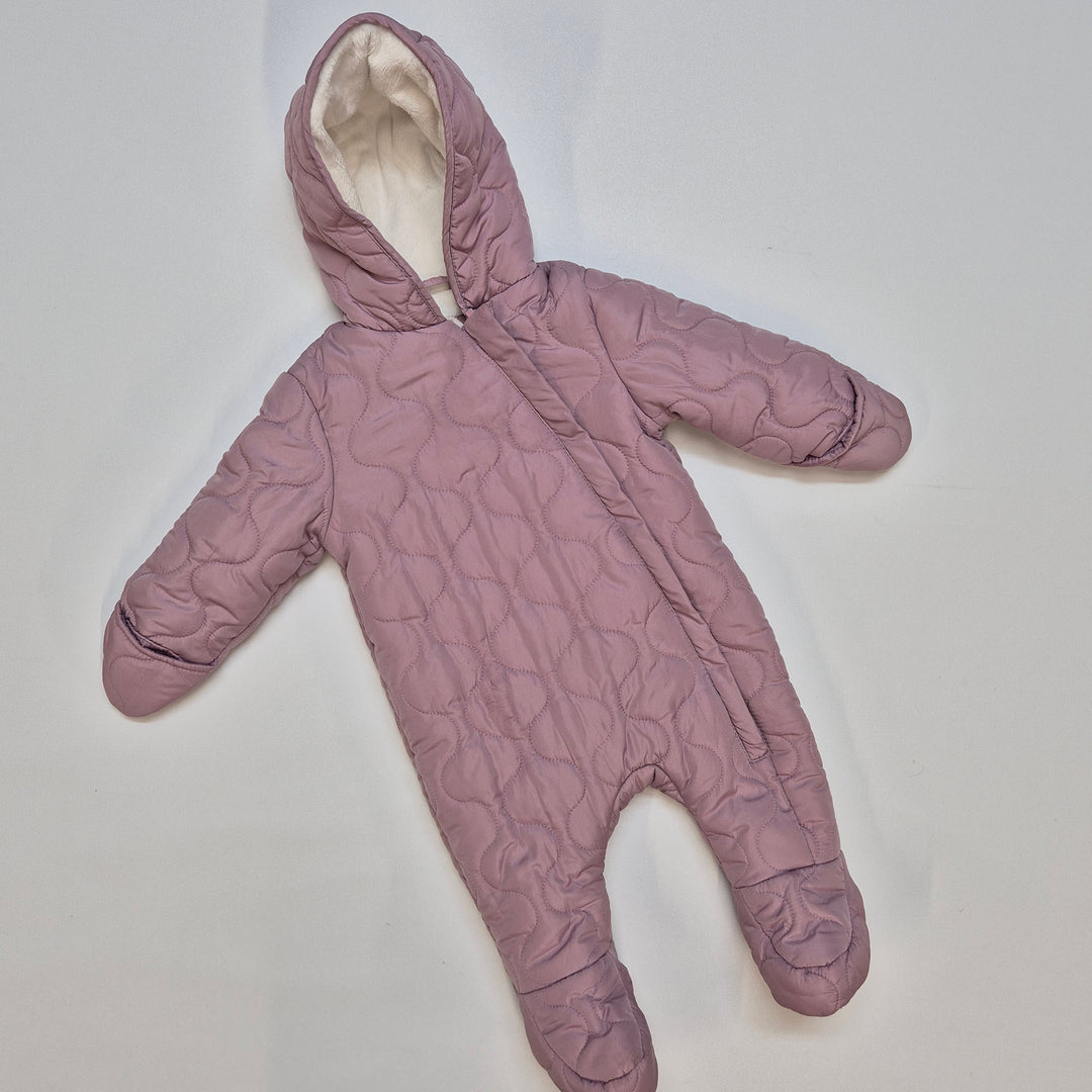 Mysig lila vinteroverall för baby från Primark
