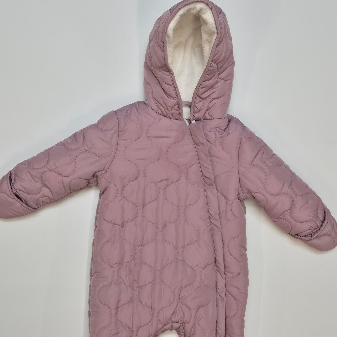 Mysig lila vinteroverall för baby från Primark