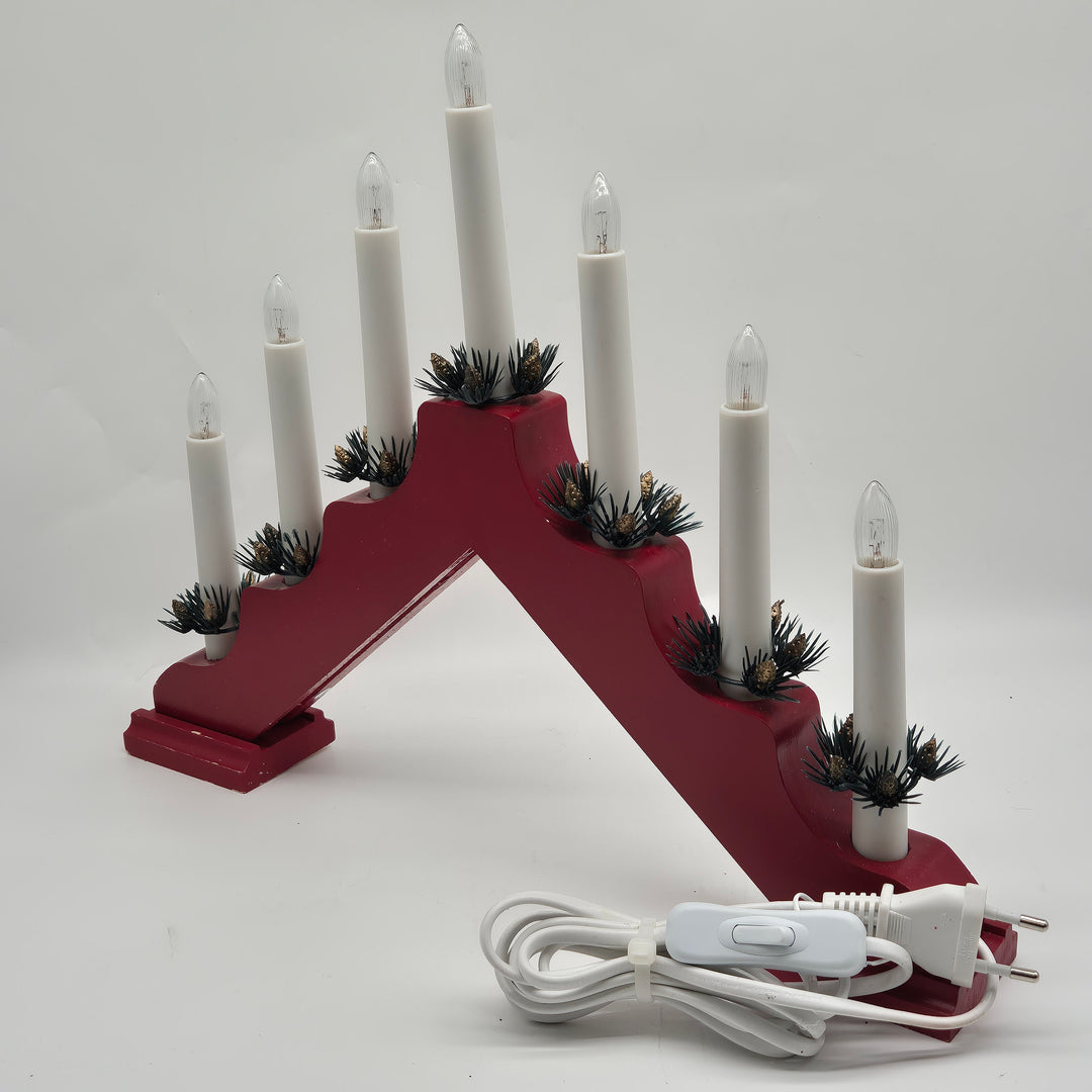 Klassisk röd elektrisk adventsljusstake retro