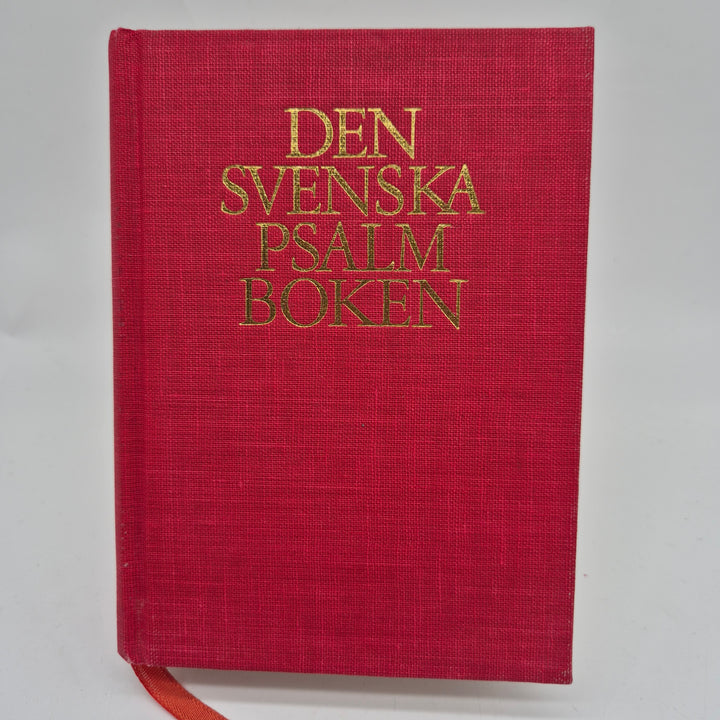 Klassisk röd retroutgåva av Svenska Psalmboken