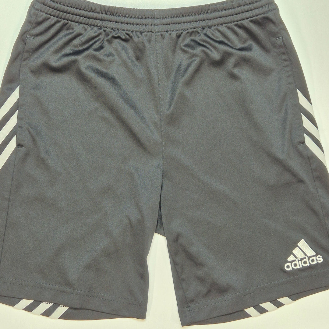 Adidas svarta klassiska shorts YXL/164