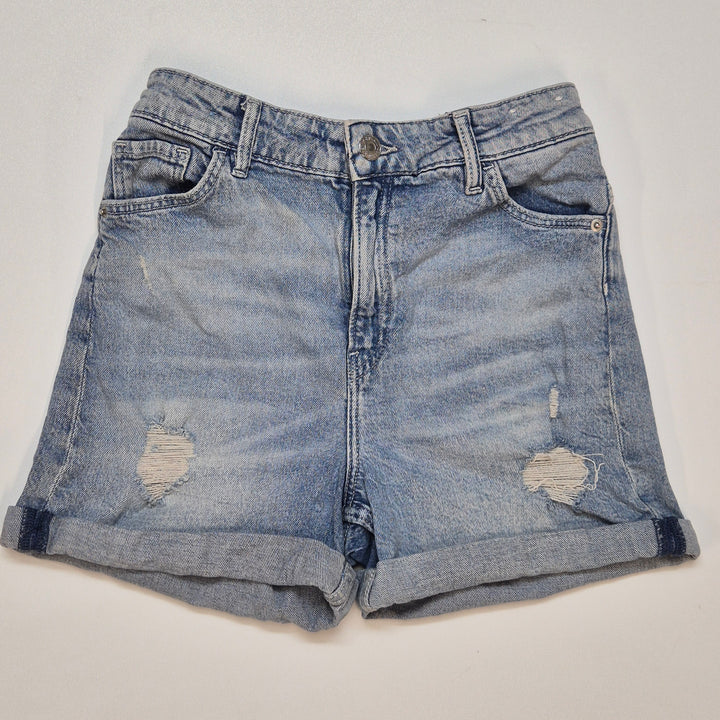 Ungdomliga slitna jeansshorts från BDenim