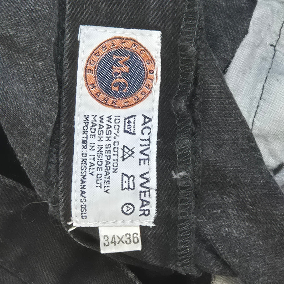 MG jeansshorts med avslitna kanter i storlek 34x36