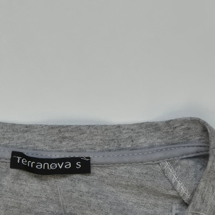 Chic grå Terranova tröja med pärlor