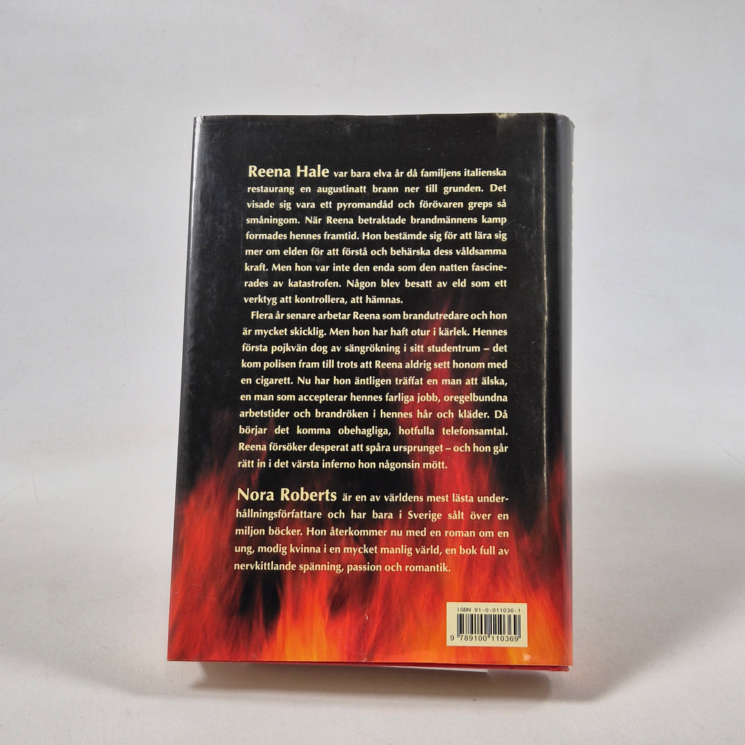 Nora Roberts psykologisk thriller "Mördande hetta"
