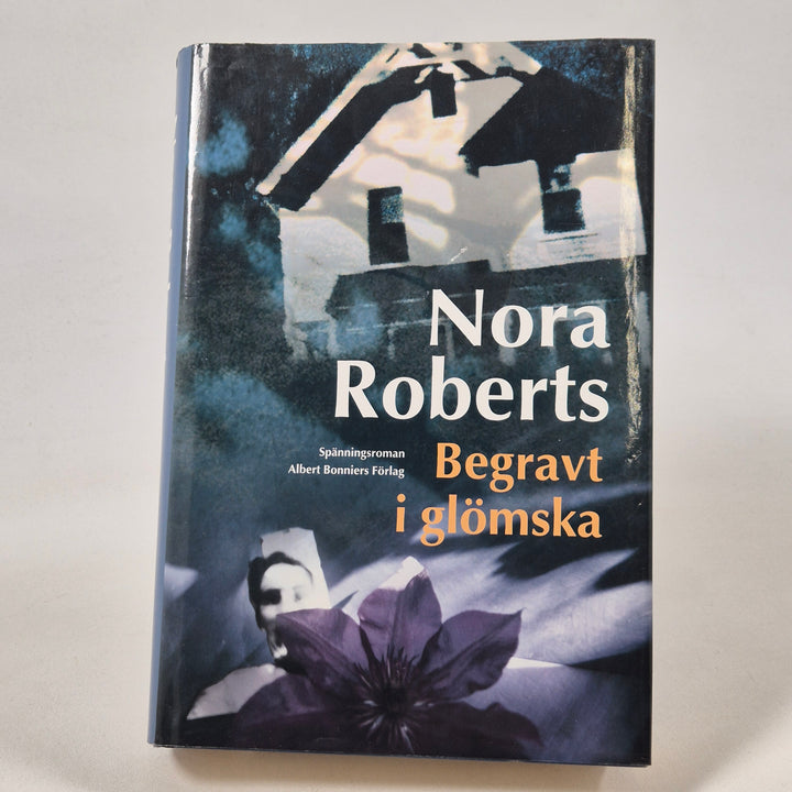 Nora Roberts spänningsroman i mycket gott skick