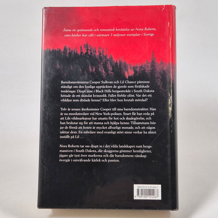 Nora Roberts thriller "Dödligt villospår" bok