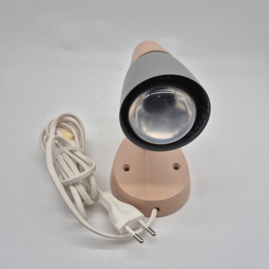 IKEA vägglampa i trä och metall – Made in Italy (V9509)