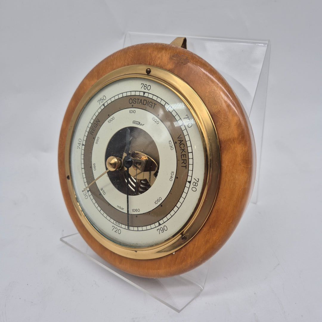Retro barometer i mässing och trä Fisher