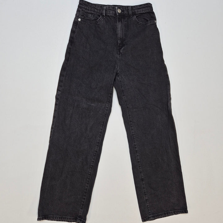 Klassiska svarta jeans från Lindex, elegant modell Hanna