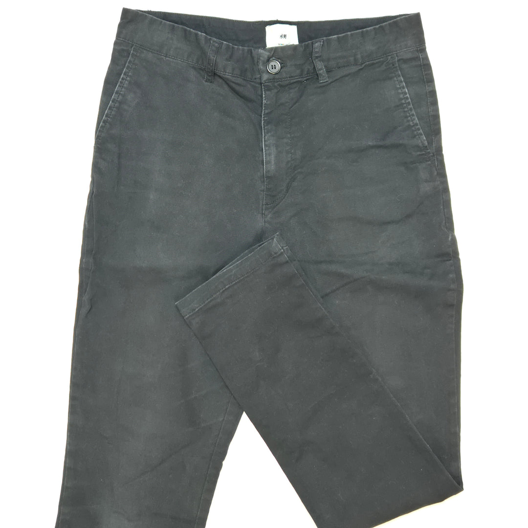 Stilrena svarta H&M jeans EUR 29