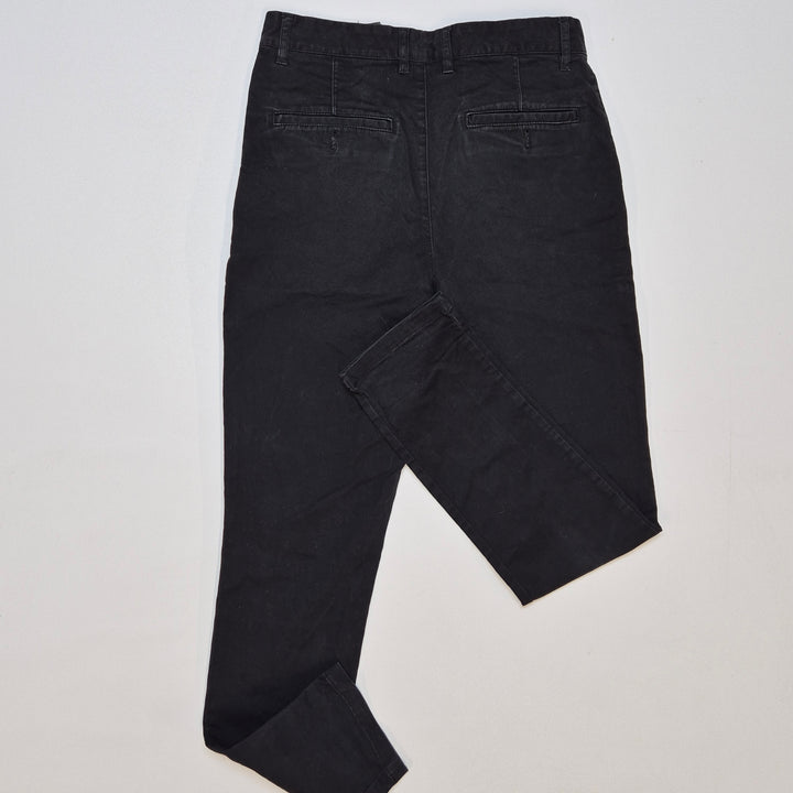 Stilrena svarta H&M jeans EUR 29