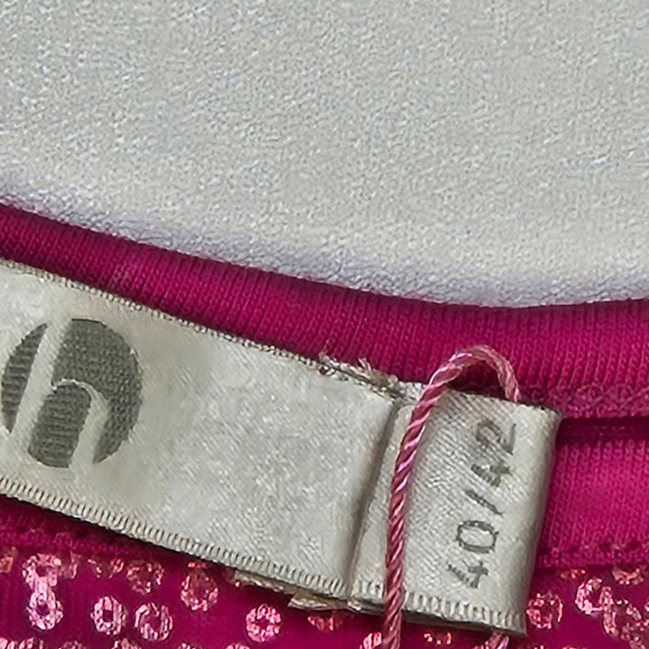 Glittrande magenta klänning från Homy