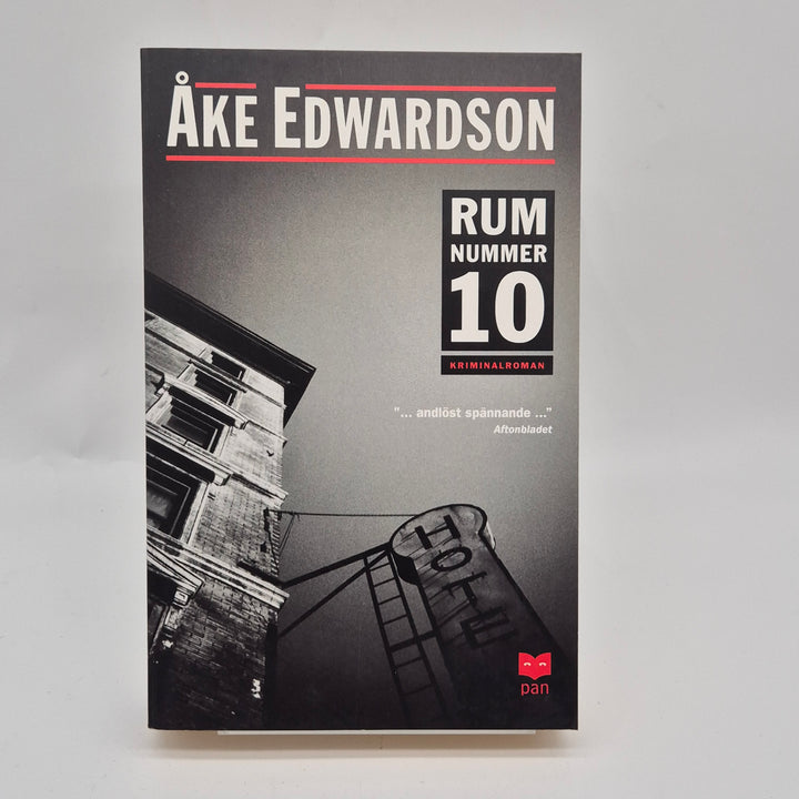 Rum nummer 10 av Åke Edwardson, deckare