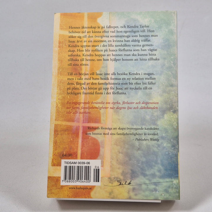 Roman av Emilie Richards i mycket gott skick