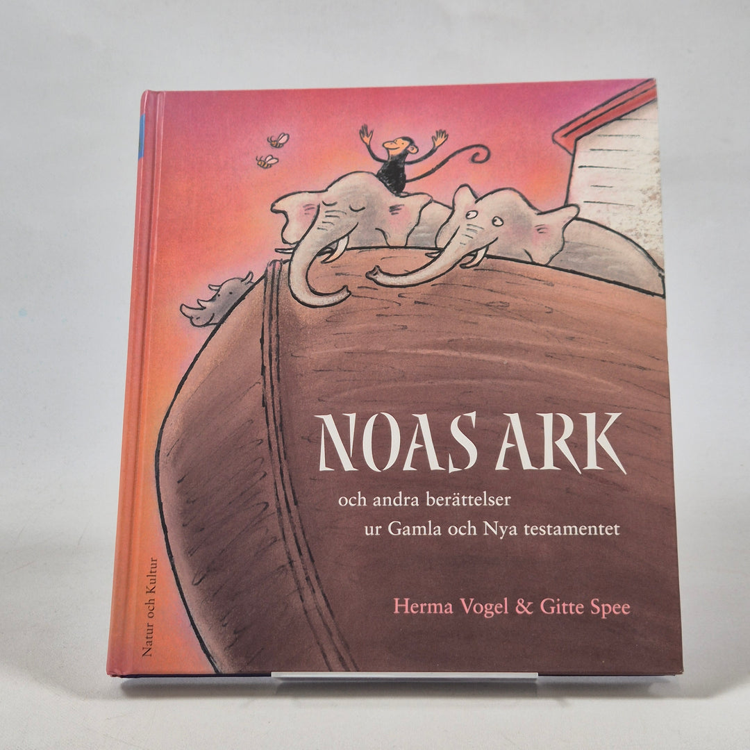 Noas Ark Barnbok med Färgstarka Illustrationer