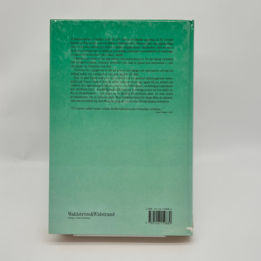P.D. James retrodeckare Skallen under huden