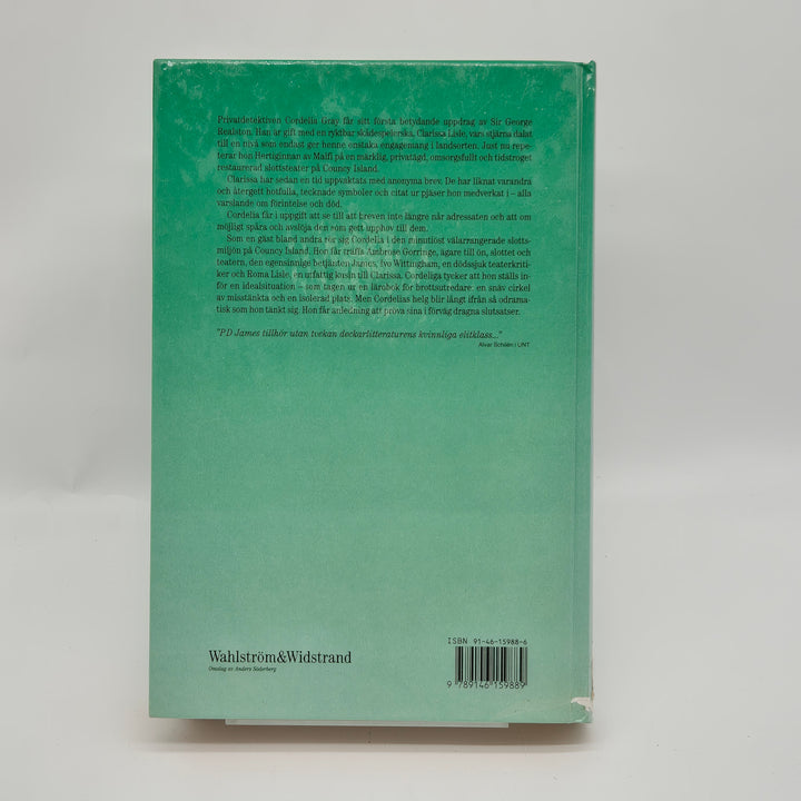 P.D. James retrodeckare Skallen under huden