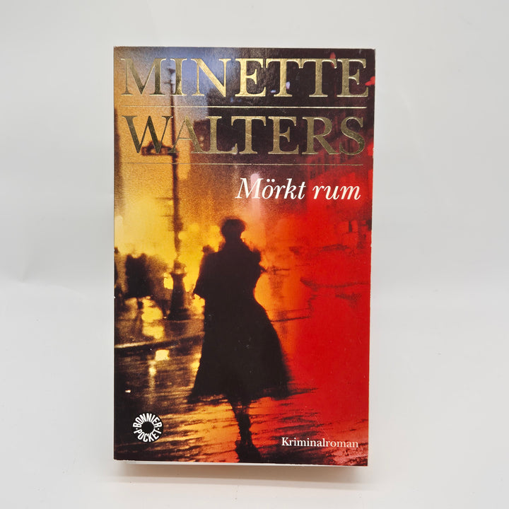 Mörkt rum av Minette Walters bok