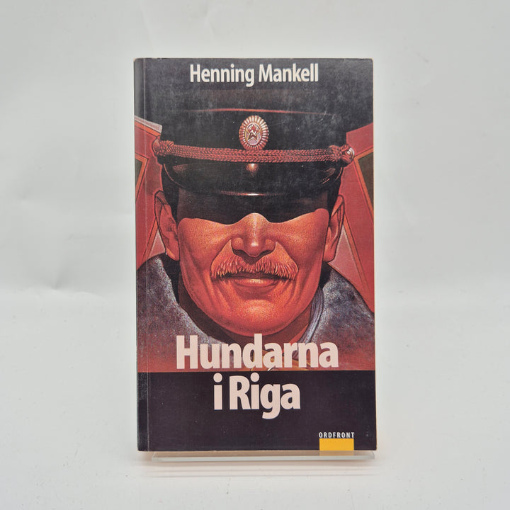 Henning Mankells Hundarna i Riga bok