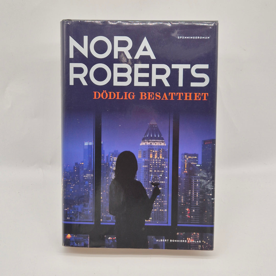 Nora Roberts kriminalroman Dödlig Besatthet begagnad