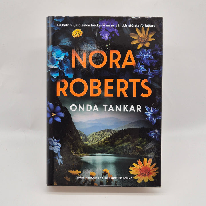 Nora Roberts spänningsroman Onda Tankar begagnad