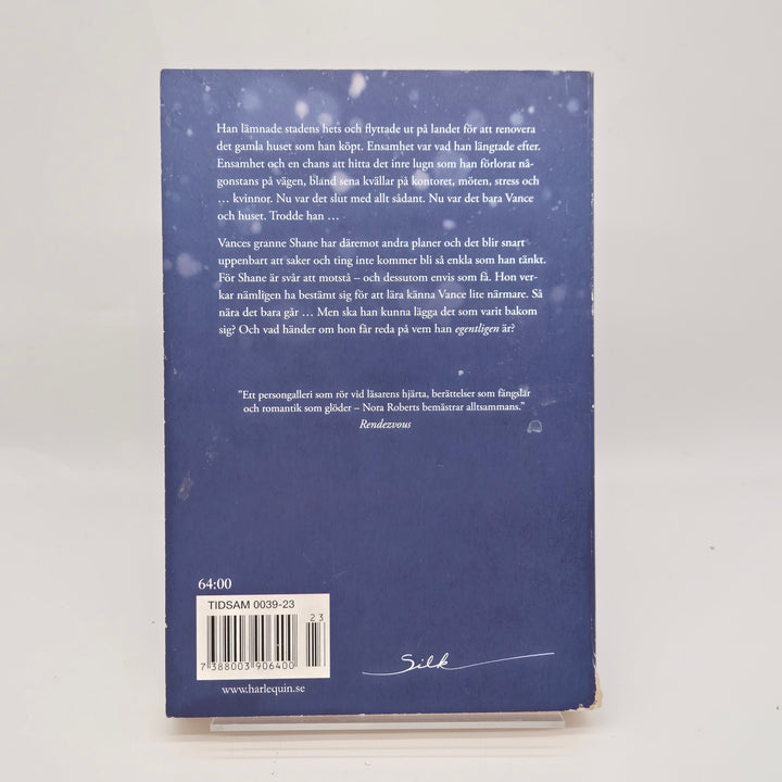 Nora Roberts roman En doft av snö