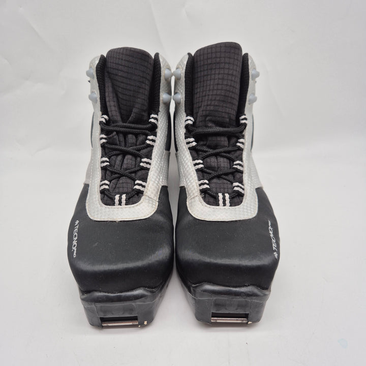 Skidpjäxor för längdskidor – TECNOPRO Ultra – EU37 (begagnade)