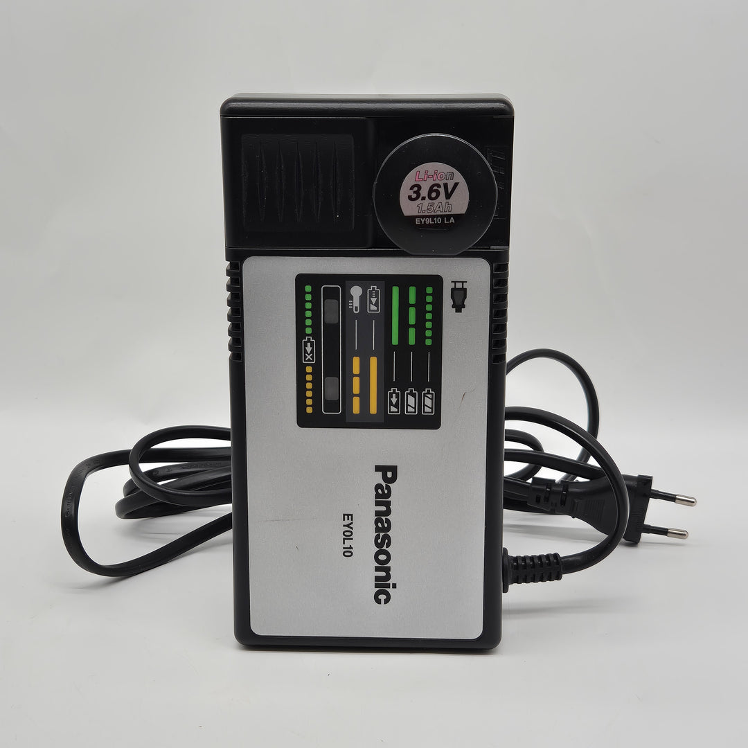 Panasonic Batteriladdare EY0L10 Kompakt Design