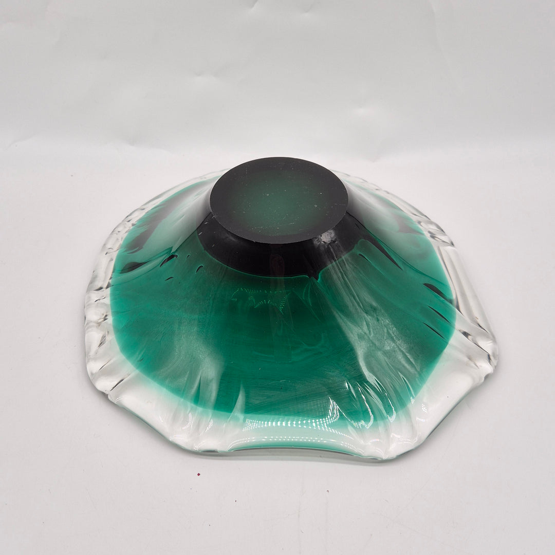 Retro konstglas skål i grönt och klart glas – dekorativt fat