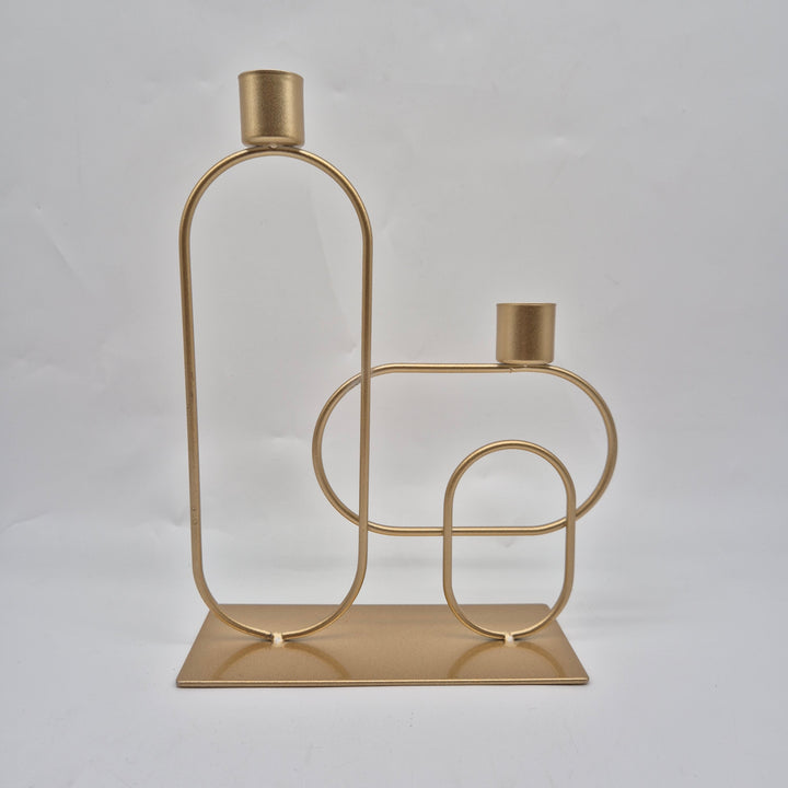 Elegant modern ljusstake metall JYSK guldfinish