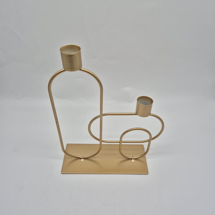 Elegant modern ljusstake metall JYSK guldfinish