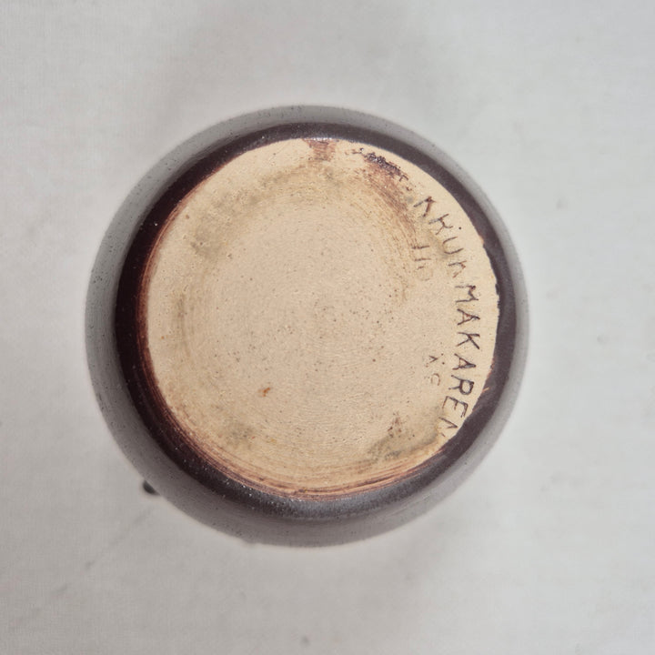 Retro Höganäs-krukor i mörkbrunt lergods