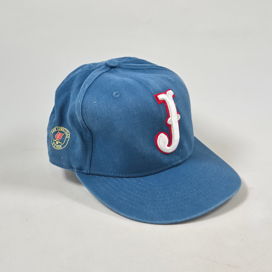 Retro blå baseballkeps med röd 'J' motiv