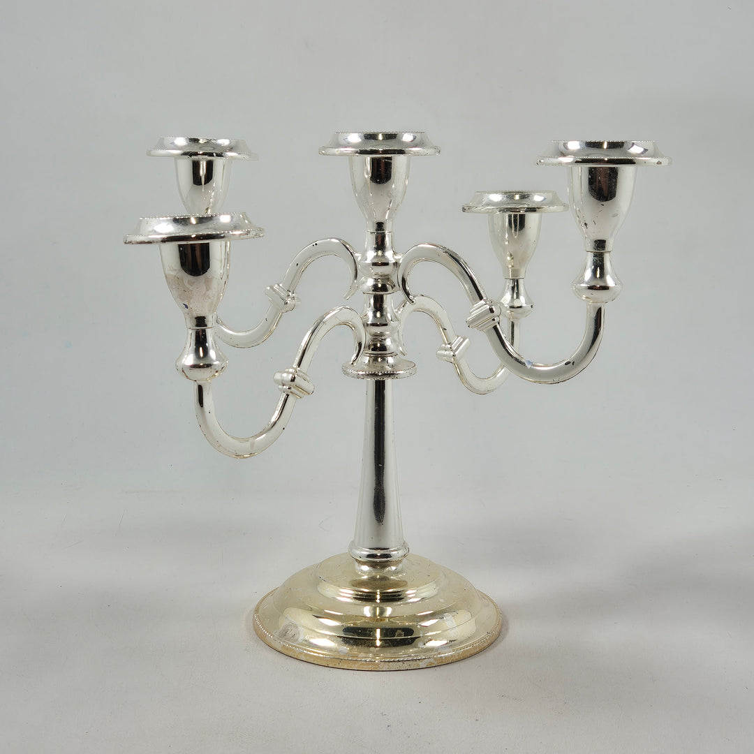 Klassisk silverljuskrona retro metalldesign