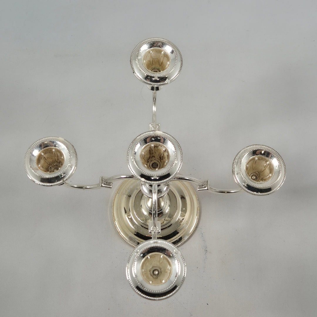 Klassisk silverljuskrona retro metalldesign