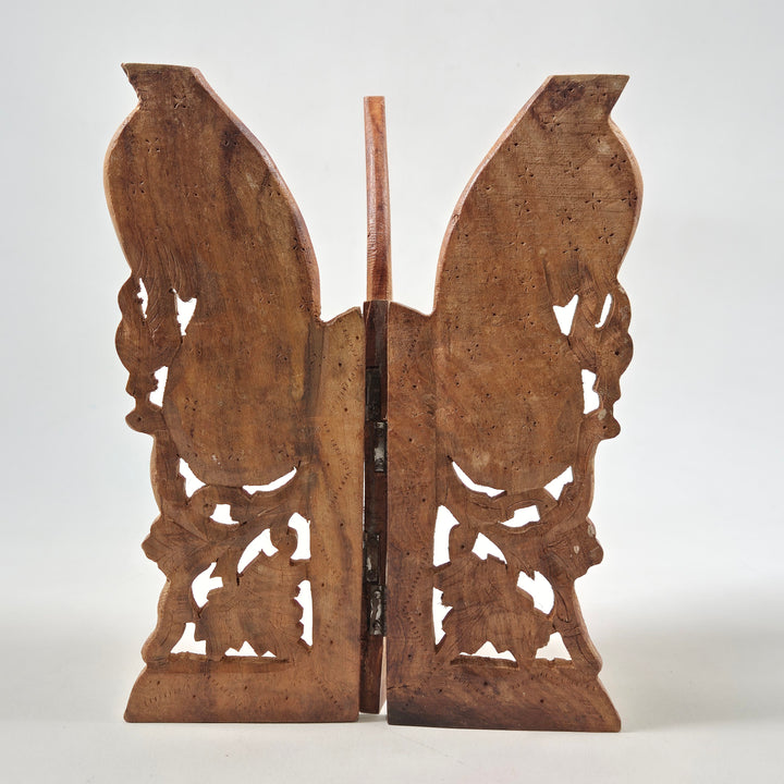 Unikt retro träbokstöd med bladmönster