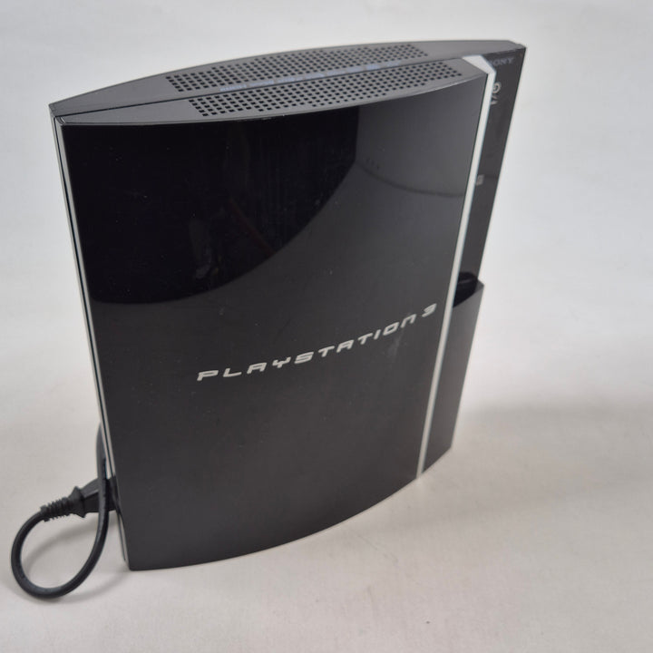 Retro PlayStation 3-konsol i mycket gott skick