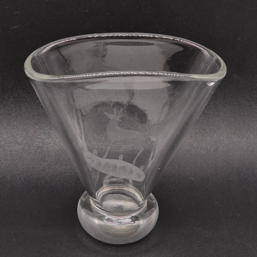 Elegant retro glasvas med hjortmotiv