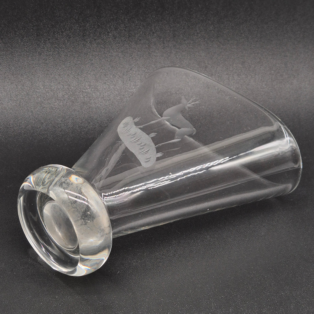 Elegant retro glasvas med hjortmotiv