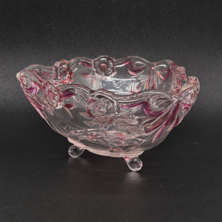 Elegant retro rosa glasvas med blommotiv