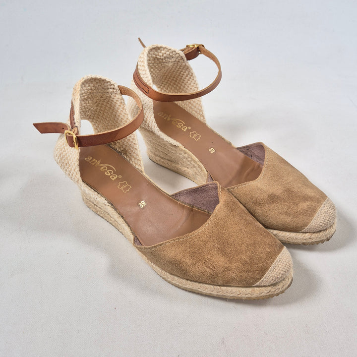 Beige mocka espadrillers från Anvesa storlek 39