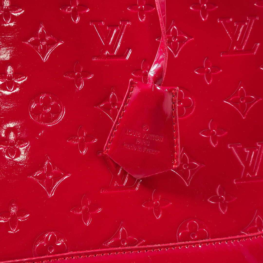 Lyxig röd Louis Vuitton handväska