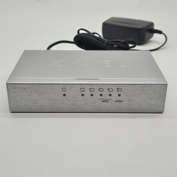 Zyxel Gigabit Switch 5-Portar Begagnad