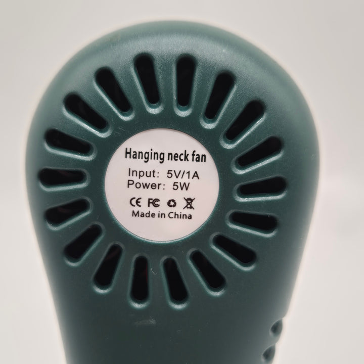 Bärbar nackfläkt i plast, mycket gott skick