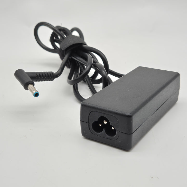 Begagnad HP Laptopladdare i Gott Skick